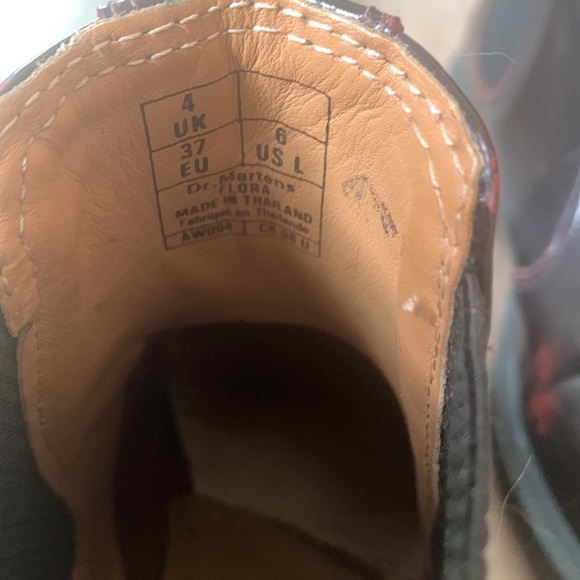 Dr. Martin maroon patent leather waterproof Chelsea boot - Picture 4 of 4